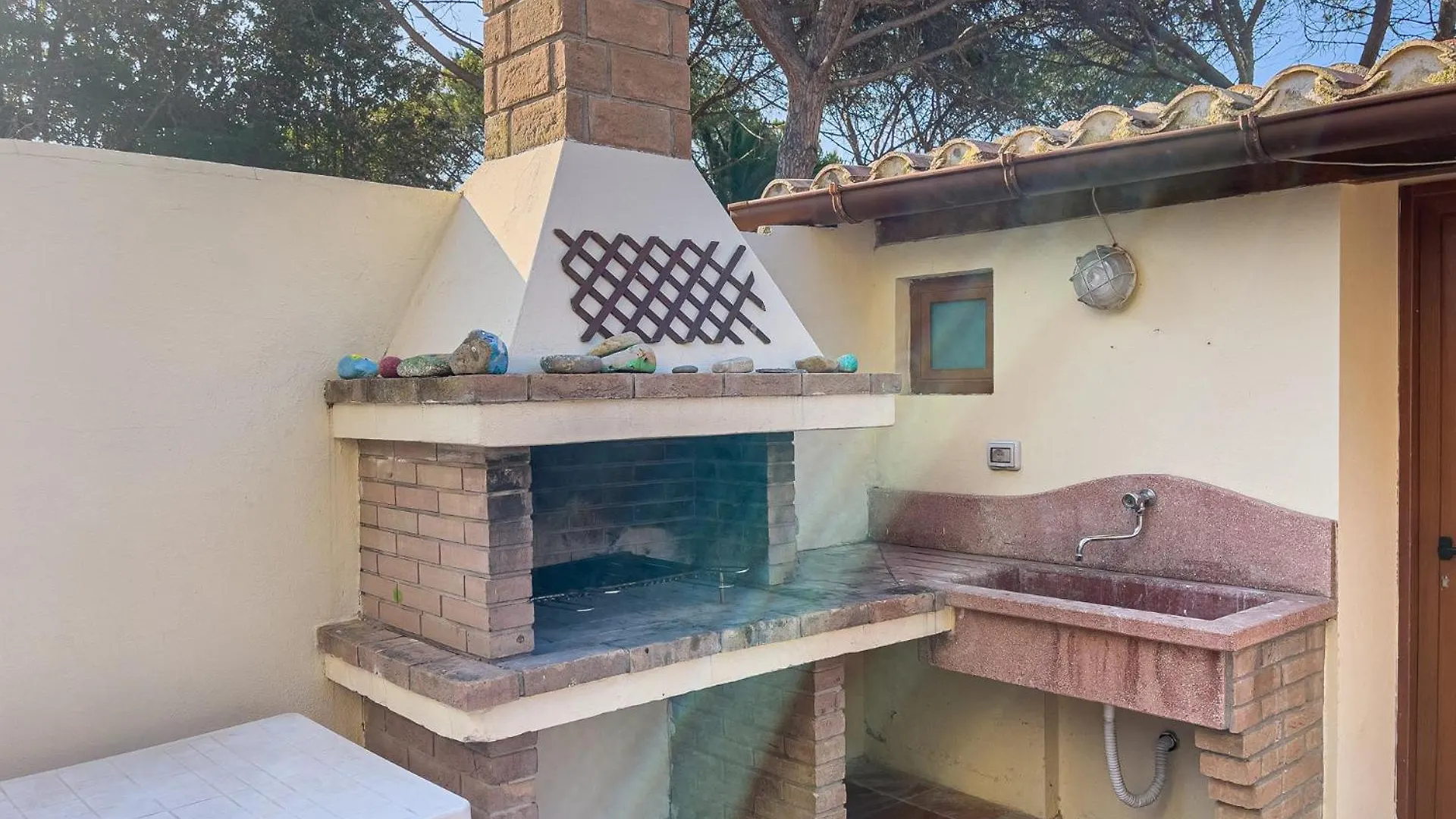 בית נופש Quartu SantʼElena Villa Giuliana