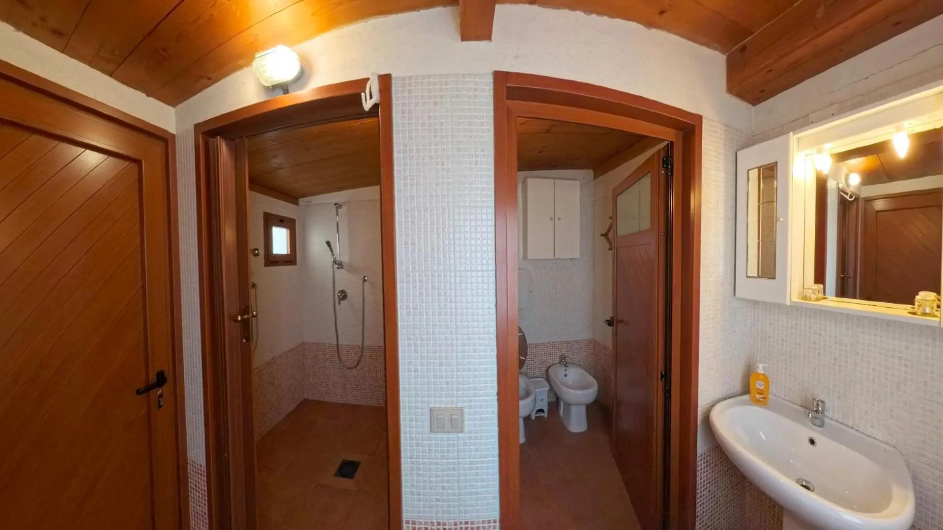 Quartu SantʼElena Villa Giuliana 0*, Quartu SantʼElena איטליה